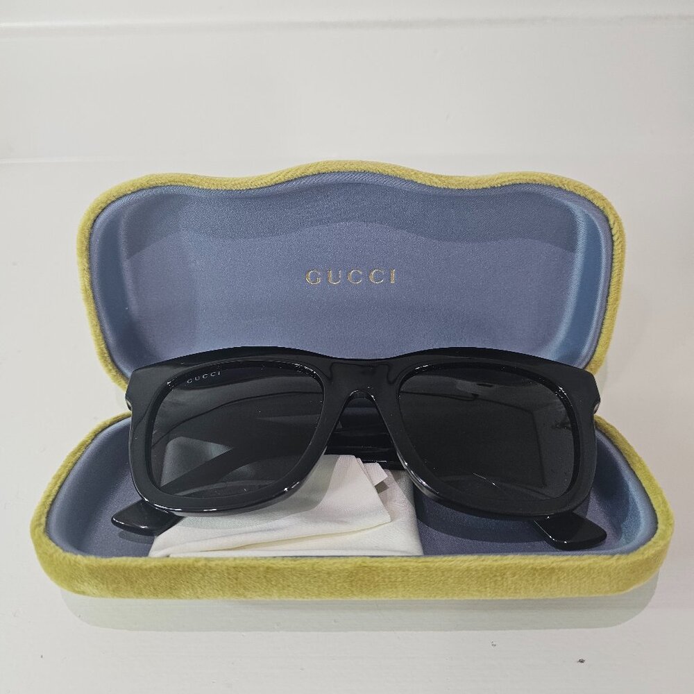 326S BRAND NEW GUCCI 326S SUNGLASSES